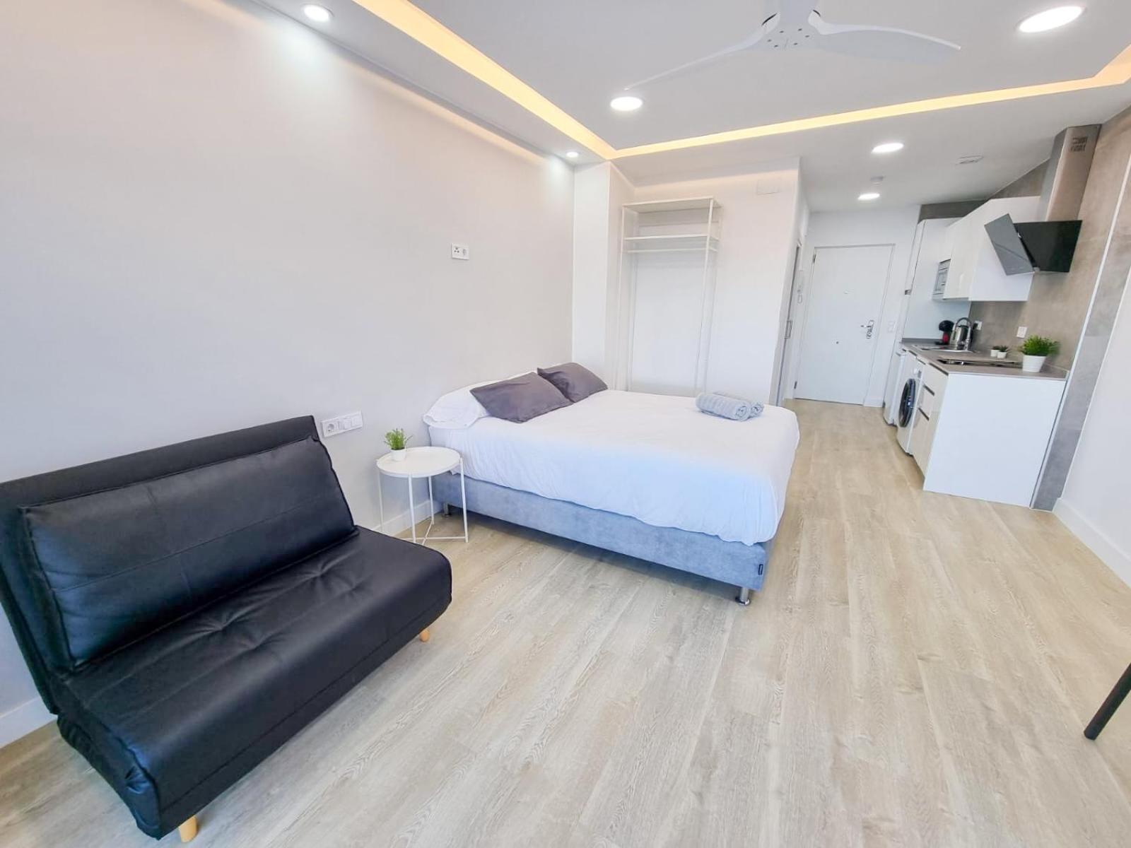 Spectacular Sea Views Torremolinos Apartment Bagian luar foto
