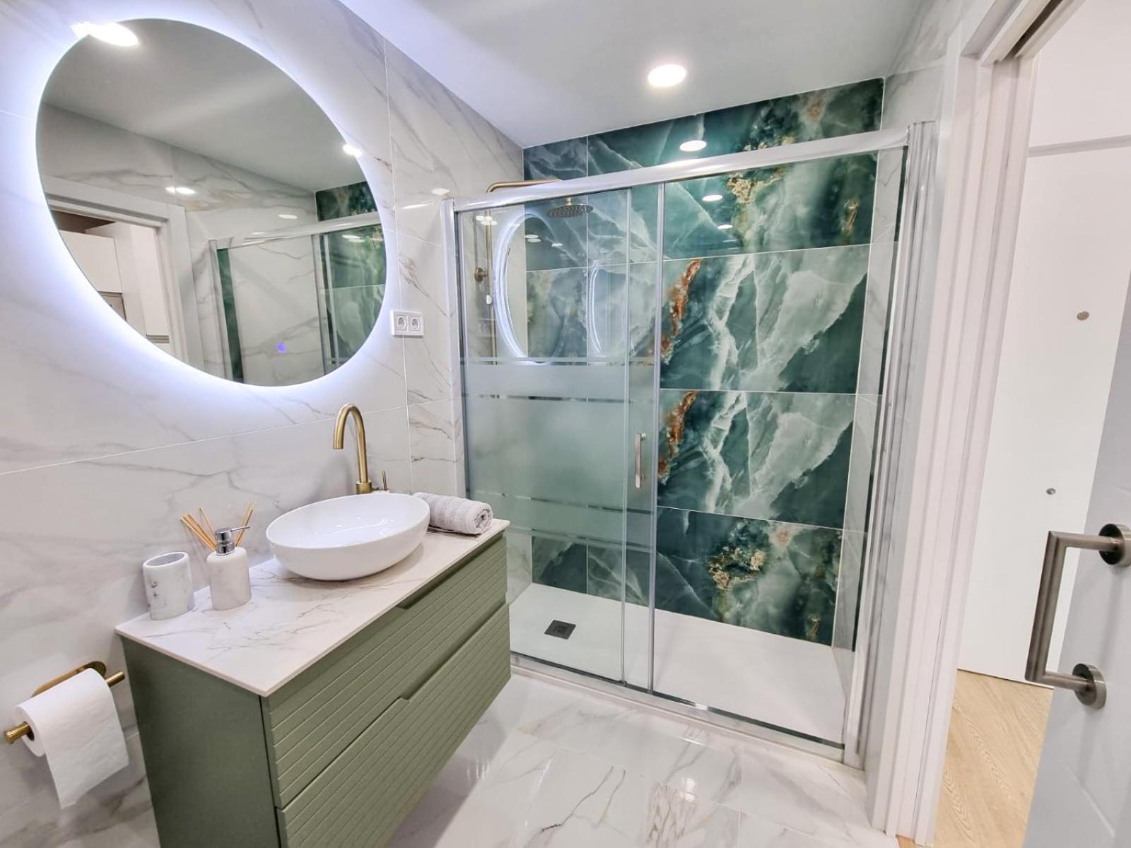 Spectacular Sea Views Torremolinos Apartment Bagian luar foto