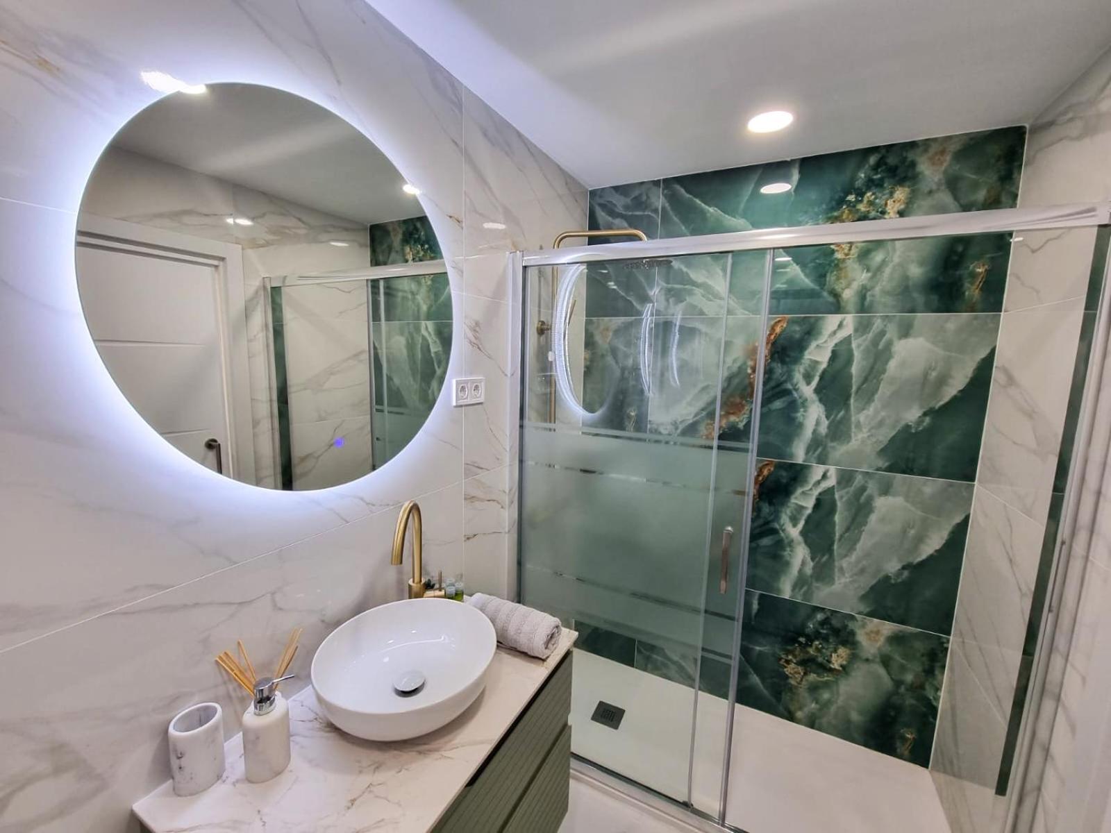 Spectacular Sea Views Torremolinos Apartment Bagian luar foto